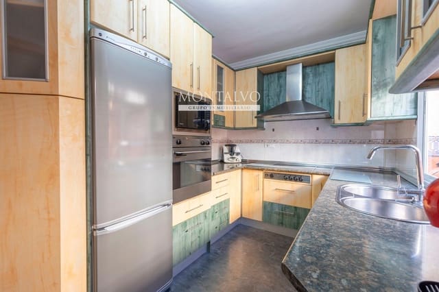 3 soverom Hus til salgs i Atarfe - € 205 000 (Ref: 9614474)