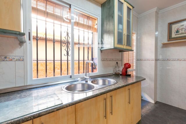 3 soverom Hus til salgs i Atarfe - € 205 000 (Ref: 9614474)