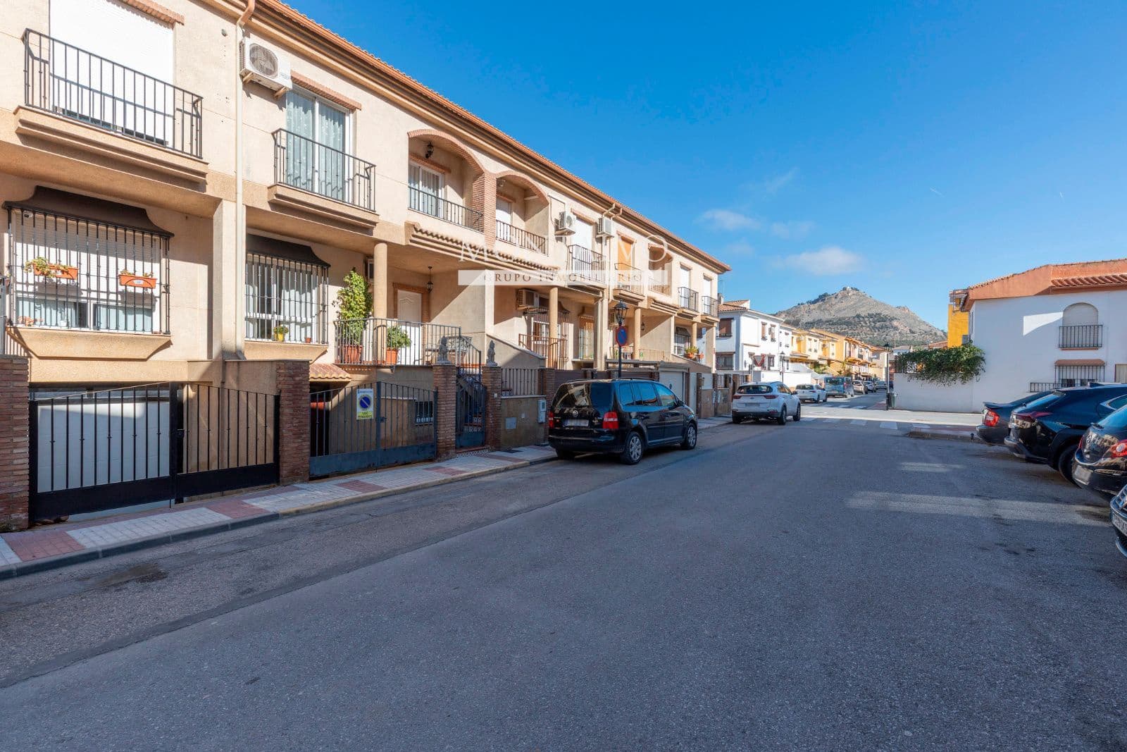 3 makuuhuone Omakotitalo myytävänä paikassa Atarfe - 205 000 € (Ref: 9614474)