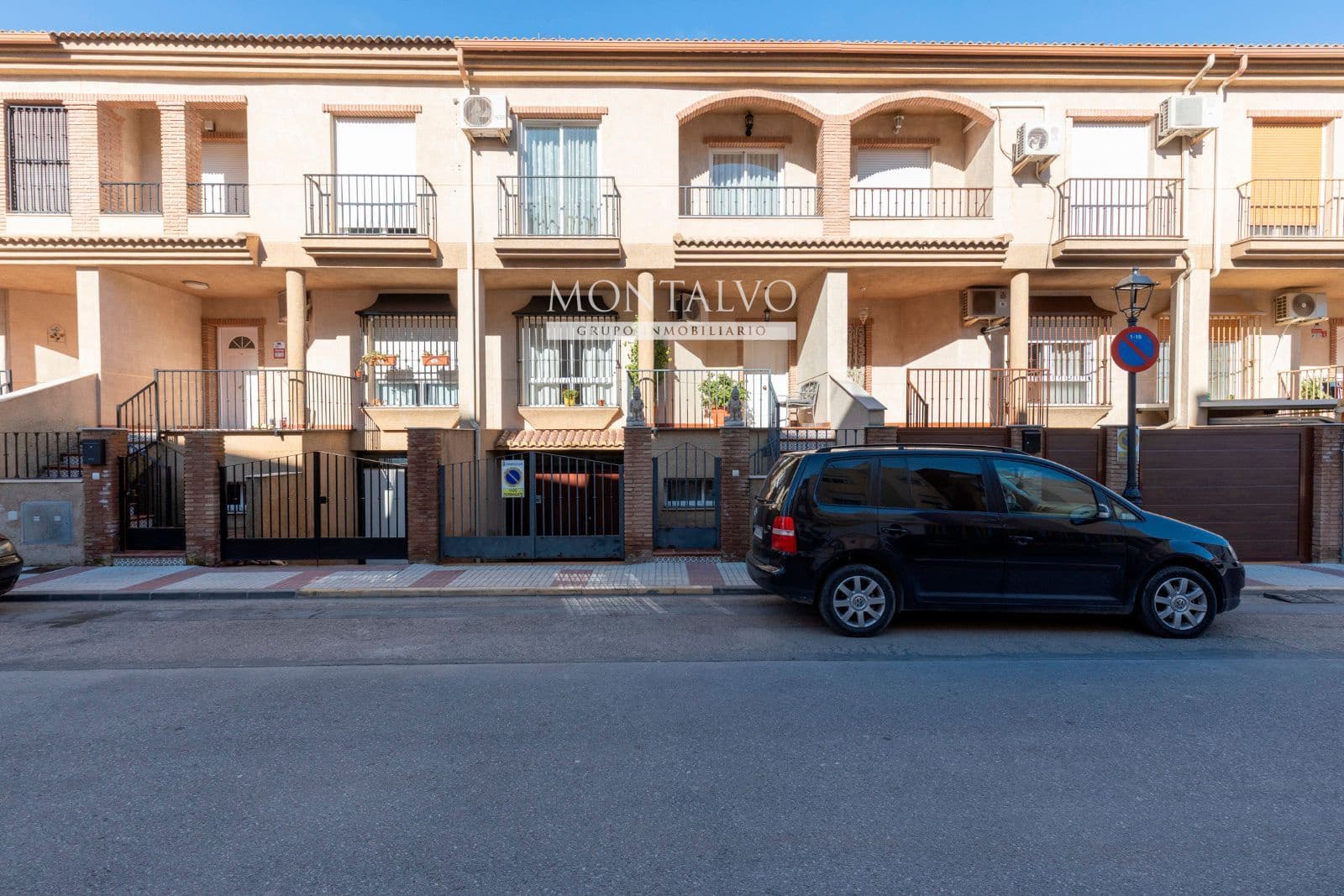 3 makuuhuone Omakotitalo myytävänä paikassa Atarfe - 205 000 € (Ref: 9614474)