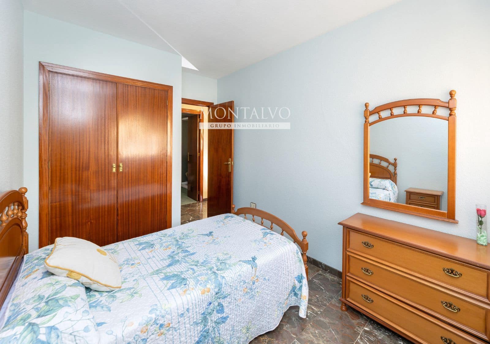 4 soverom Leilighet til salgs i Granada by med svømmebasseng garasje - € 339 000 (Ref: 9631853)