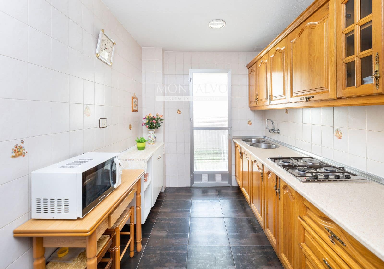 4 soverom Leilighet til salgs i Granada by med svømmebasseng garasje - € 339 000 (Ref: 9631853)