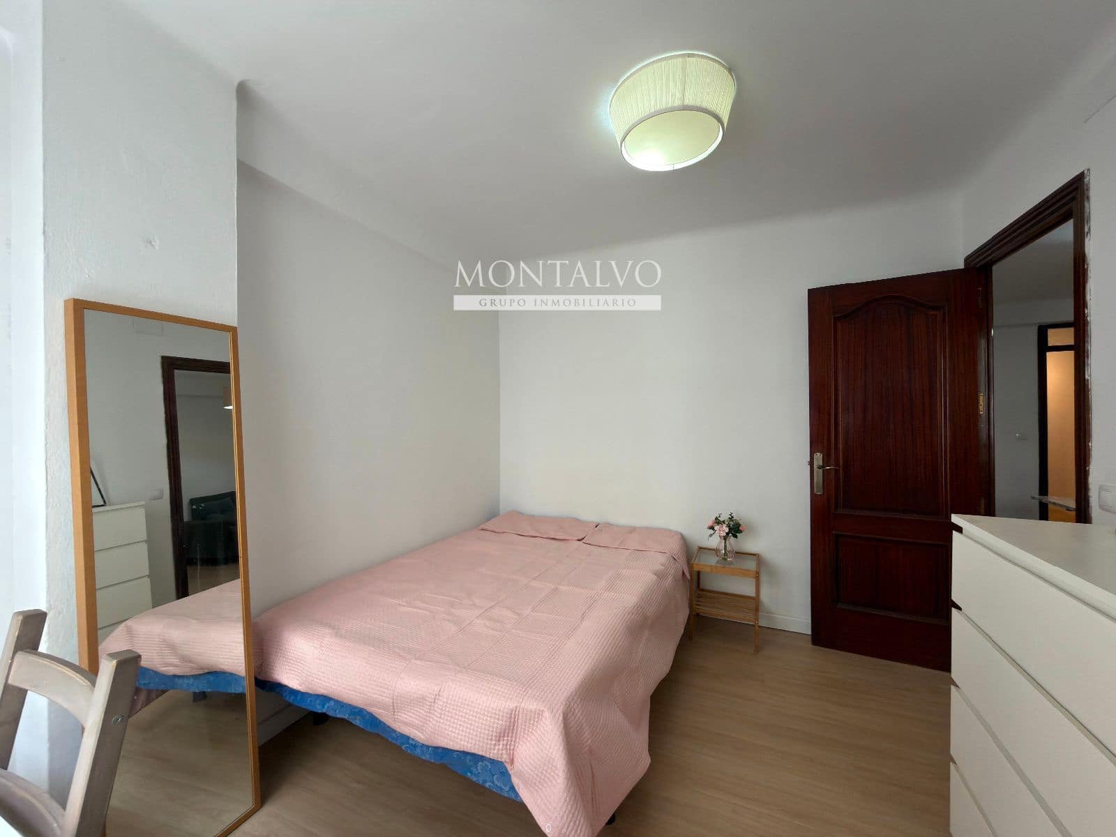3 quarto Apartamento para arrendar em Malaga cidade - 1 200 € (Ref: 9632828)