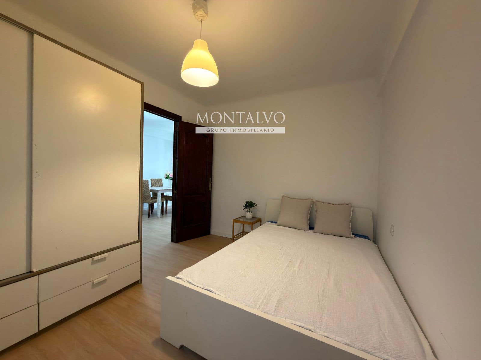 3 quarto Apartamento para arrendar em Malaga cidade - 1 200 € (Ref: 9632828)