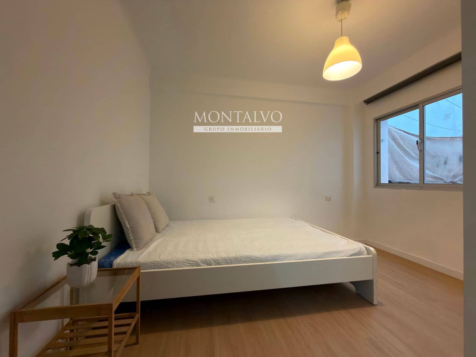 3 quarto Apartamento para arrendar em Malaga cidade - 1 200 € (Ref: 9632828)
