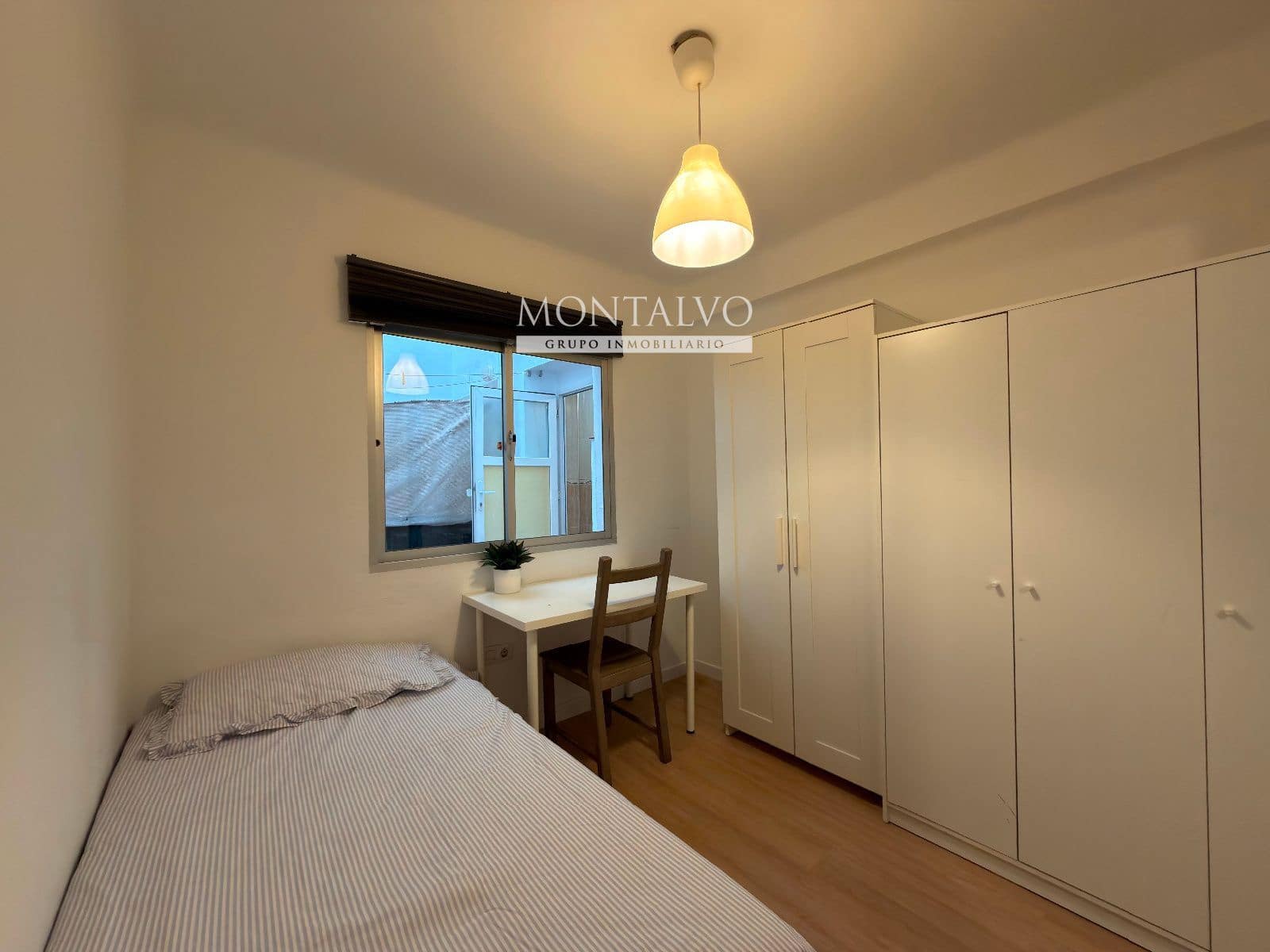 3 quarto Apartamento para arrendar em Malaga cidade - 1 200 € (Ref: 9632828)