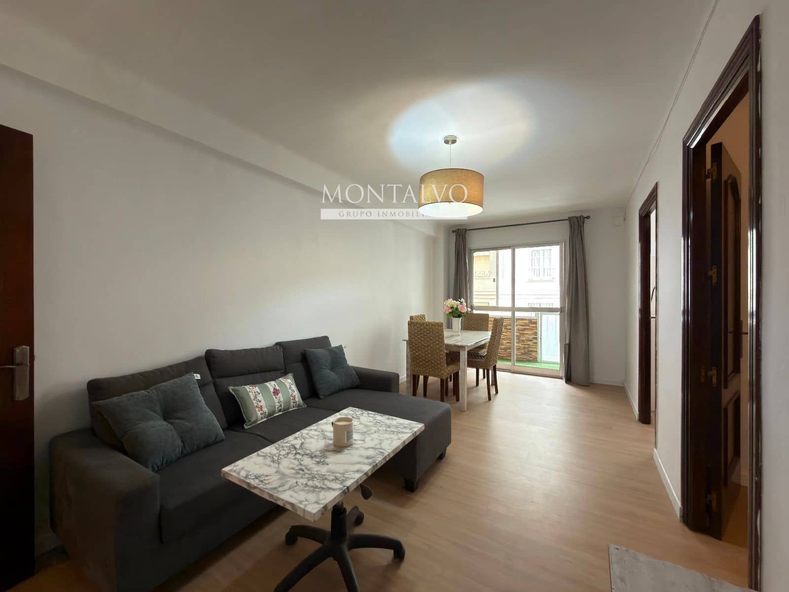 3 quarto Apartamento para arrendar em Malaga cidade - 1 200 € (Ref: 9632828)