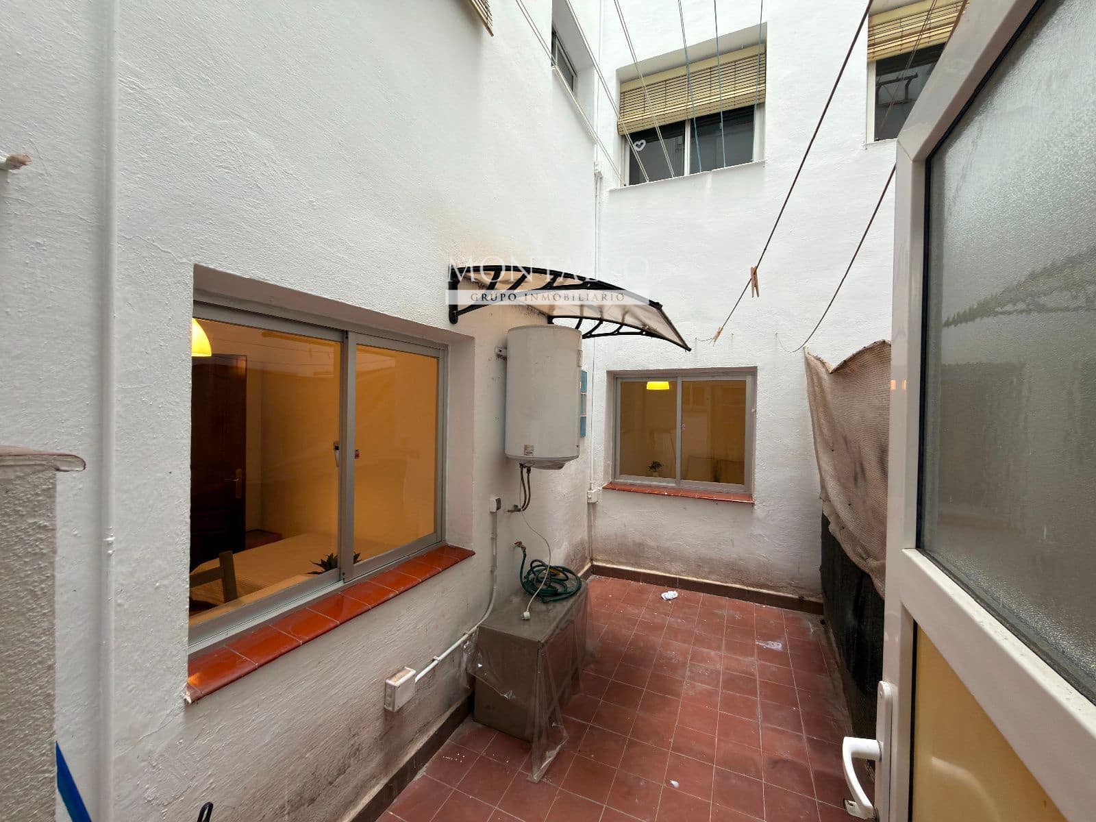 3 quarto Apartamento para arrendar em Malaga cidade - 1 200 € (Ref: 9632828)