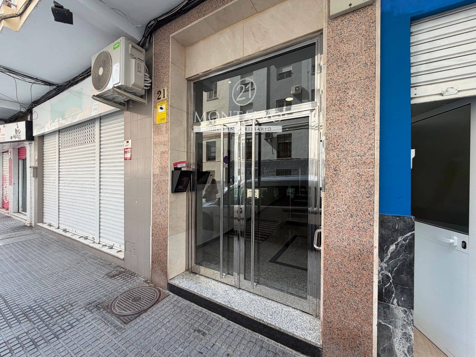 3 quarto Apartamento para arrendar em Malaga cidade - 1 200 € (Ref: 9632828)