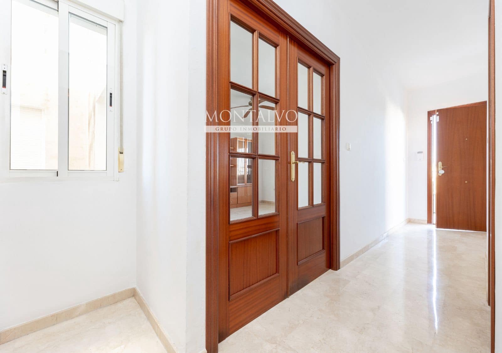 2 bedroom Flat for sale in Atarfe with garage - € 135,000 (Ref: 9700175)