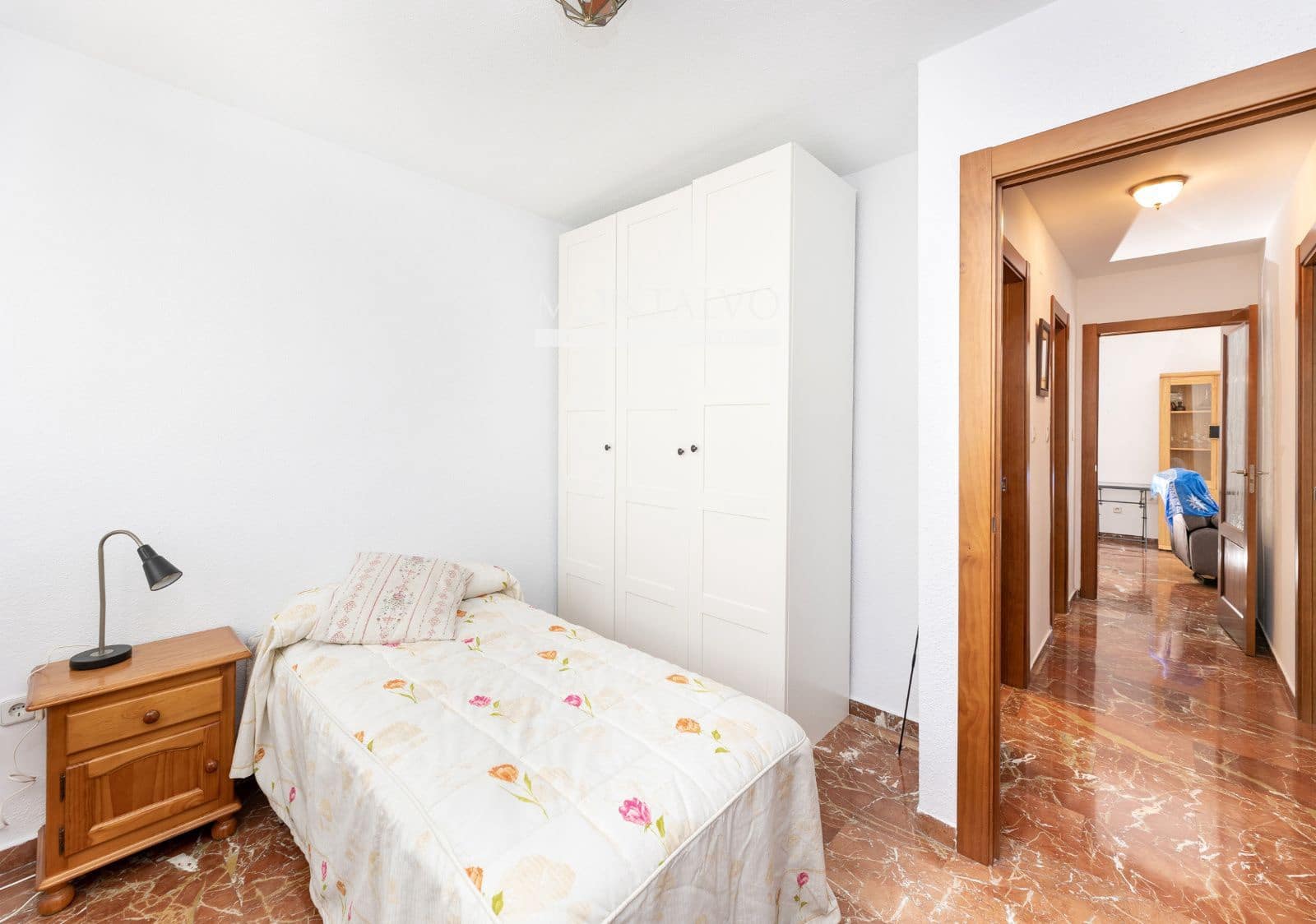 3 bedroom Flat for rent in Granada city with pool garage - € 1,200 (Ref: 9754253)