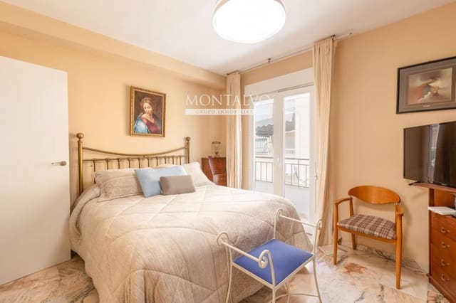 4 sovrum Lägenhet till salu i Atarfe med garage - 179 900 € (Ref: 9770007)