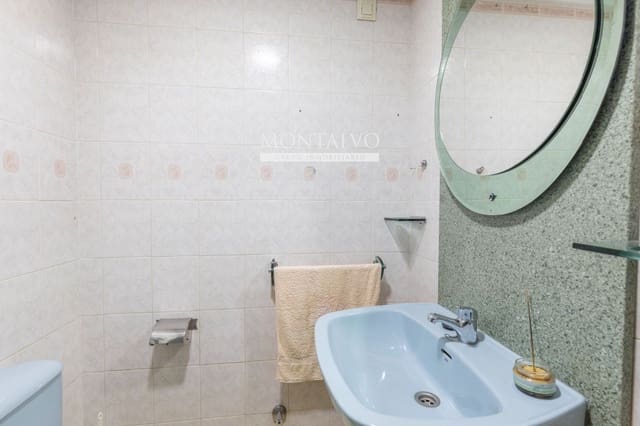 4 sovrum Lägenhet till salu i Atarfe med garage - 179 900 € (Ref: 9770007)