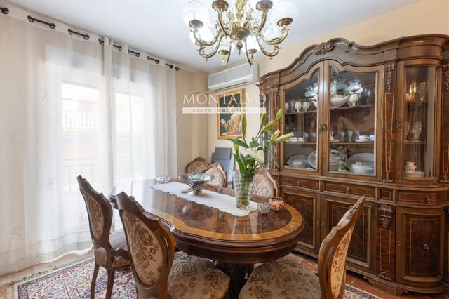 4 sovrum Lägenhet till salu i Atarfe med garage - 179 900 € (Ref: 9770007)