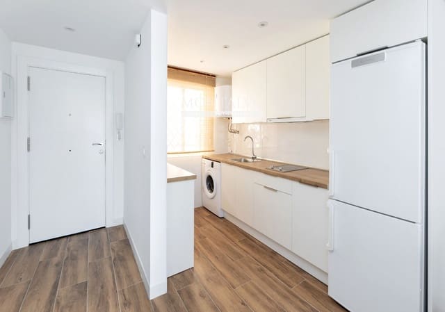 1 soverom Leilighet til leie i Cenes de la Vega med svømmebasseng - € 700 (Ref: 9787577)