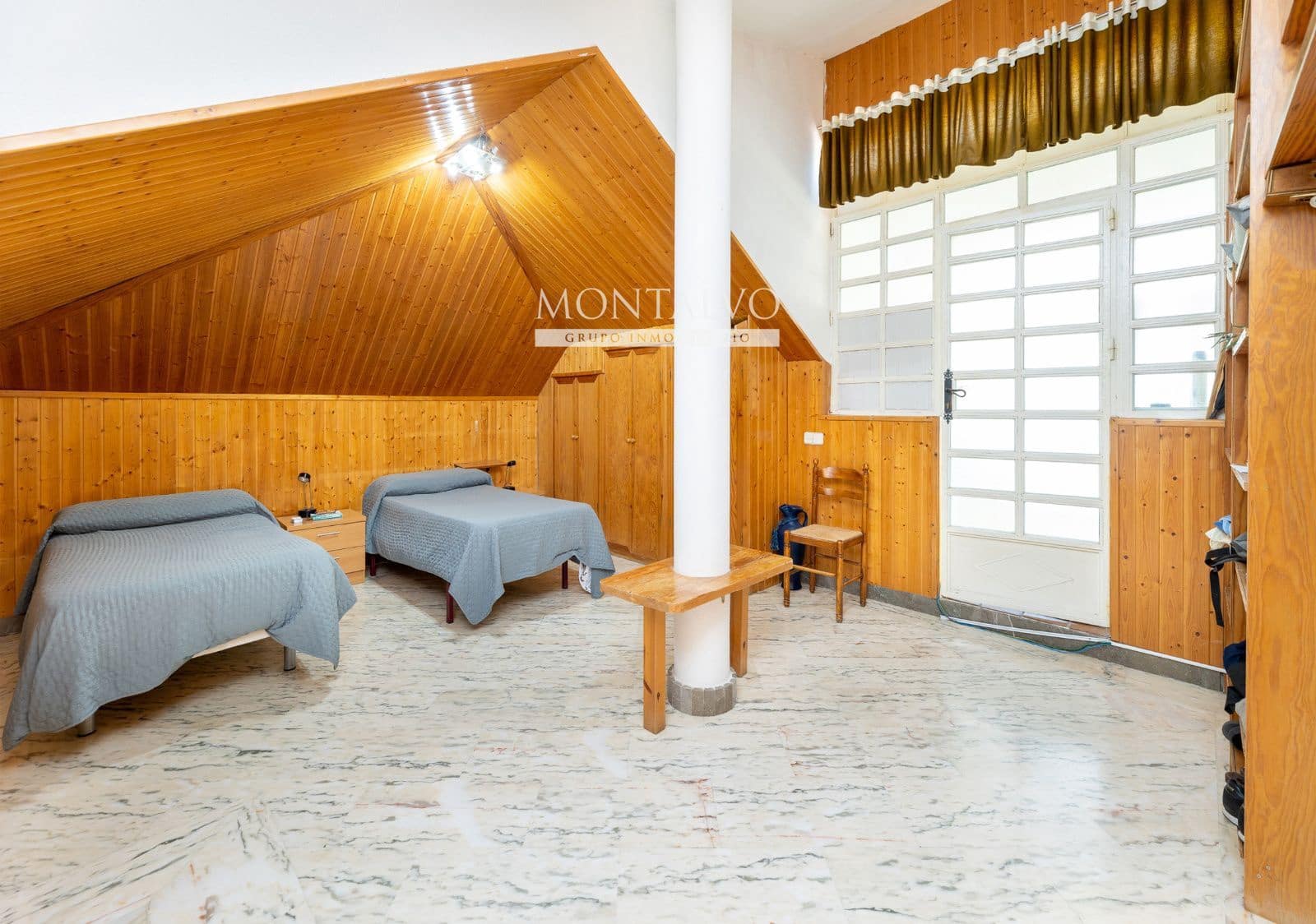 Villa for sale in Huetor Santillan - € 520,000 (Ref: 9803766)