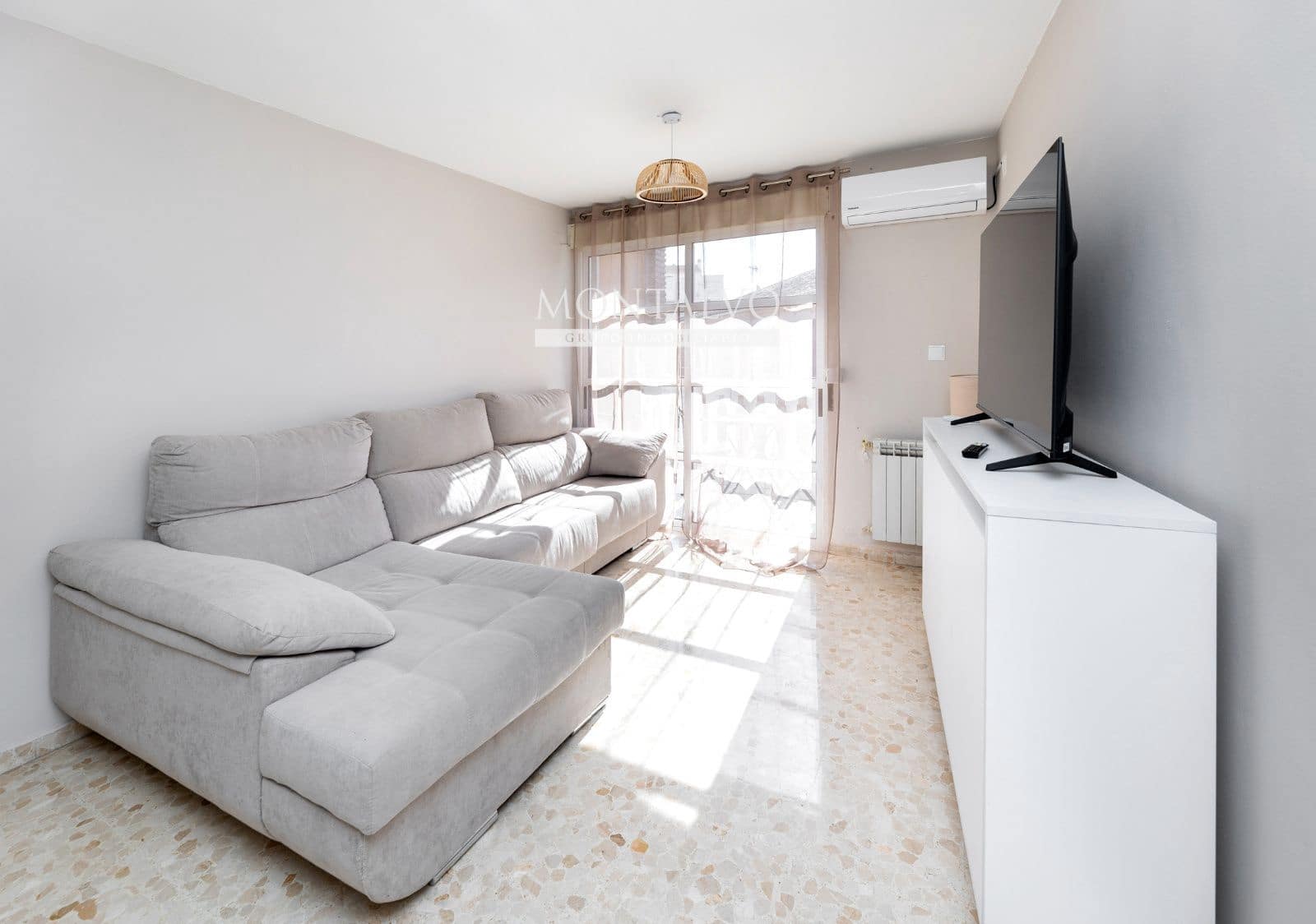 3 quarto Apartamento para arrendar em Atarfe - 700 € (Ref: 9819635)