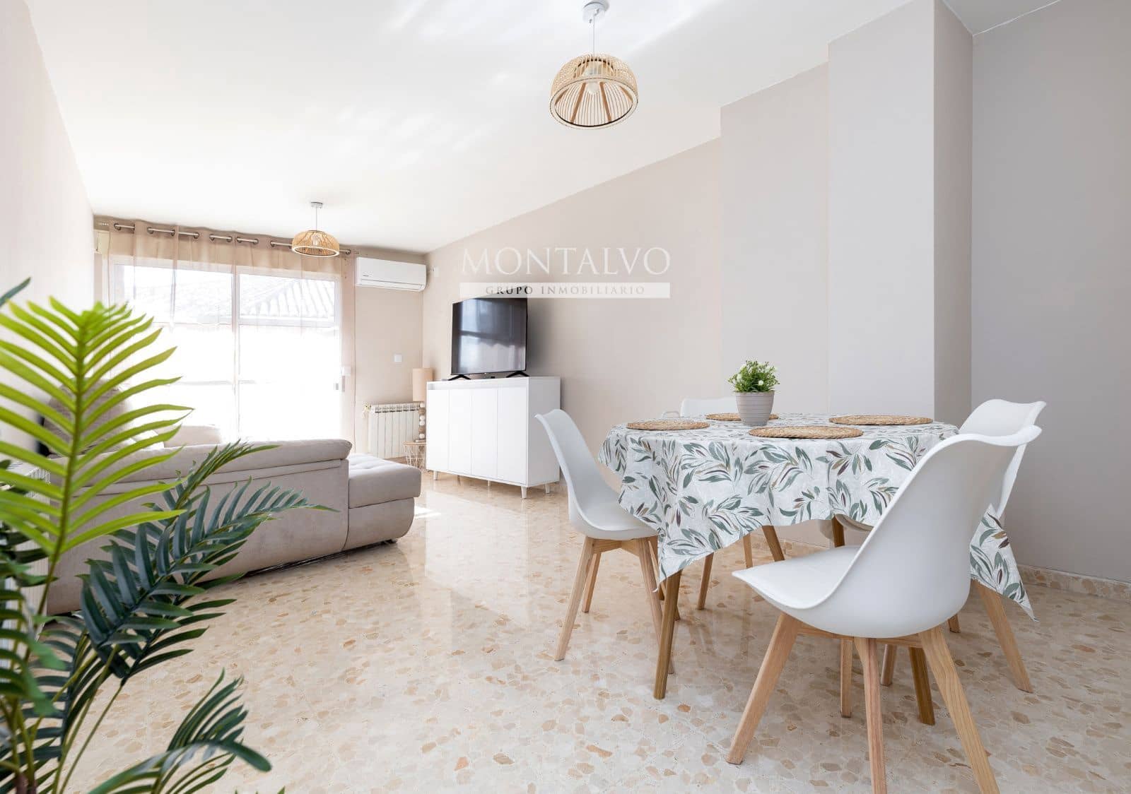 3 quarto Apartamento para arrendar em Atarfe - 700 € (Ref: 9819635)