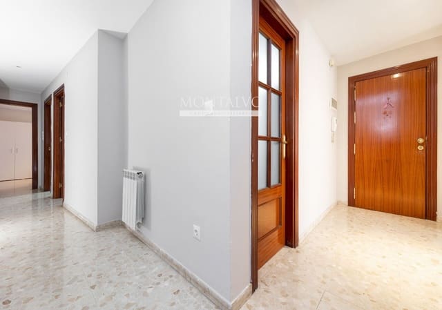 3 quarto Apartamento para arrendar em Atarfe - 700 € (Ref: 9819635)