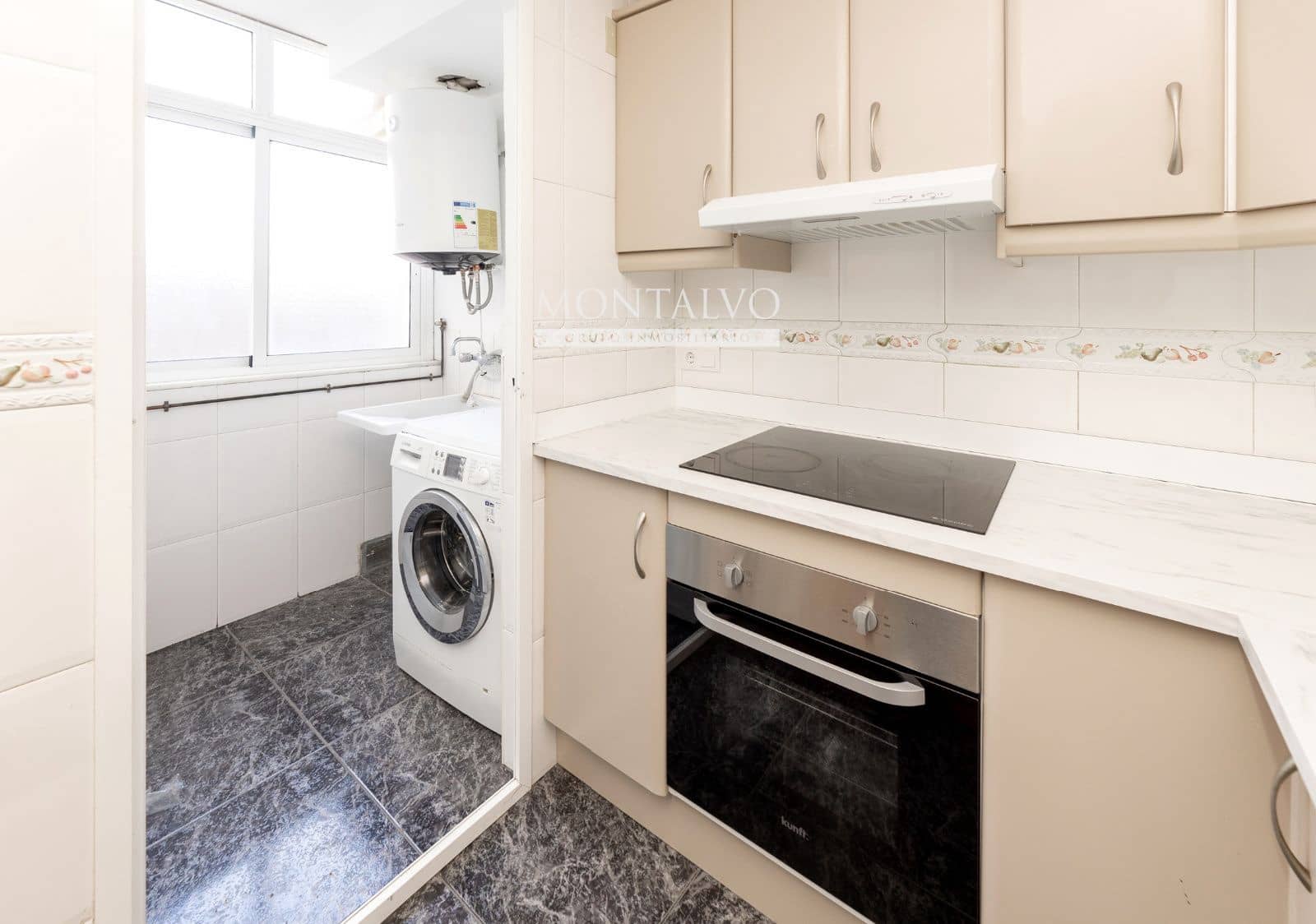 3 quarto Apartamento para arrendar em Atarfe - 700 € (Ref: 9819635)