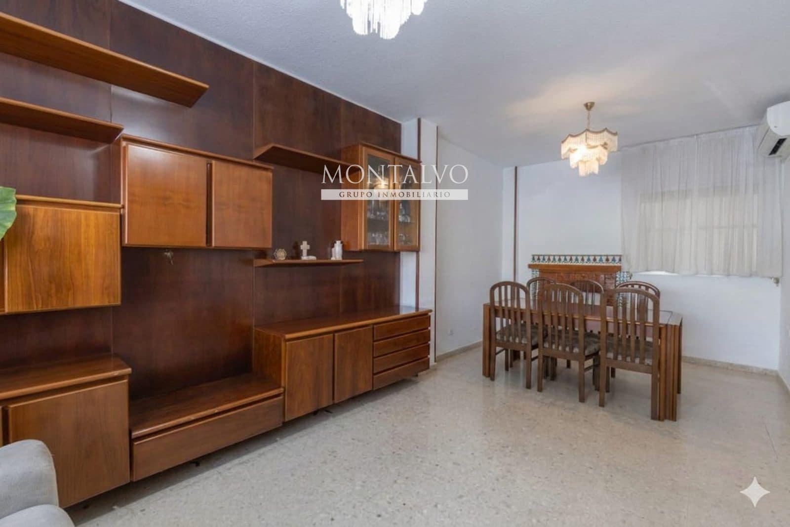 5 bedroom Villa for sale in Atarfe - € 175,000 (Ref: 9821686)