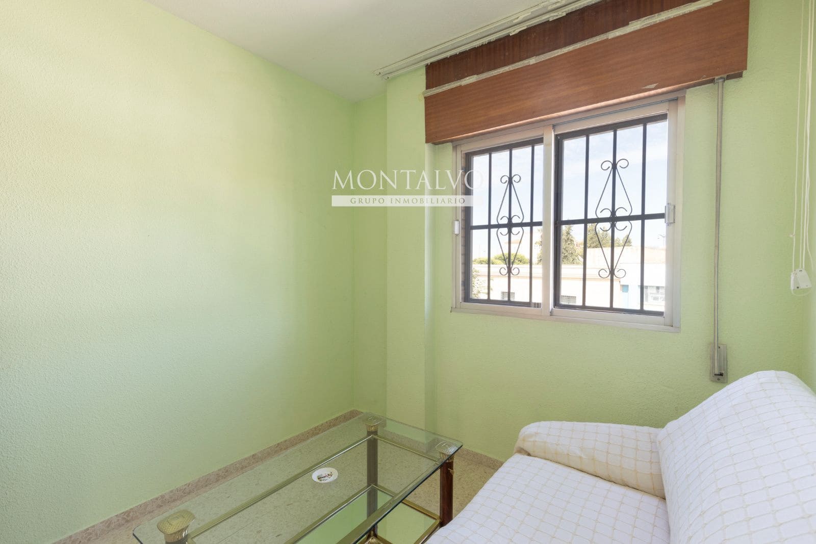 5 bedroom Villa for sale in Atarfe - € 175,000 (Ref: 9821686)