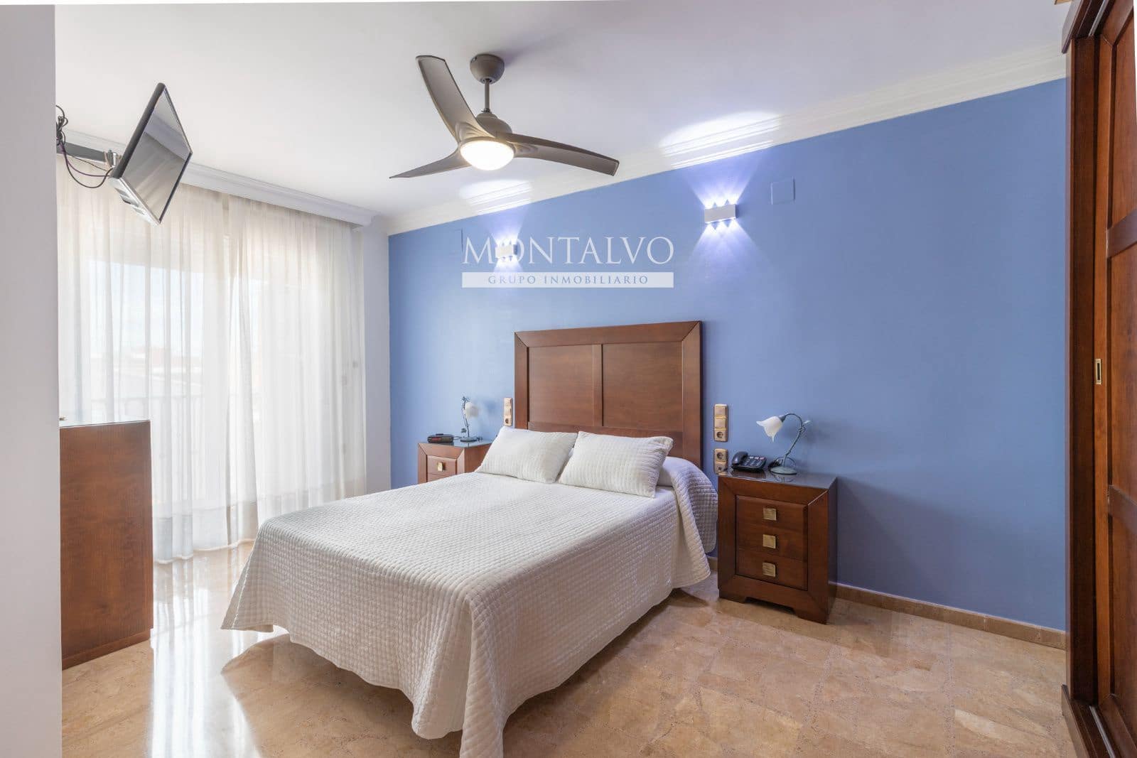 4 bedroom Townhouse for sale in Albolote with garage - € 299,000 (Ref: 9827695)