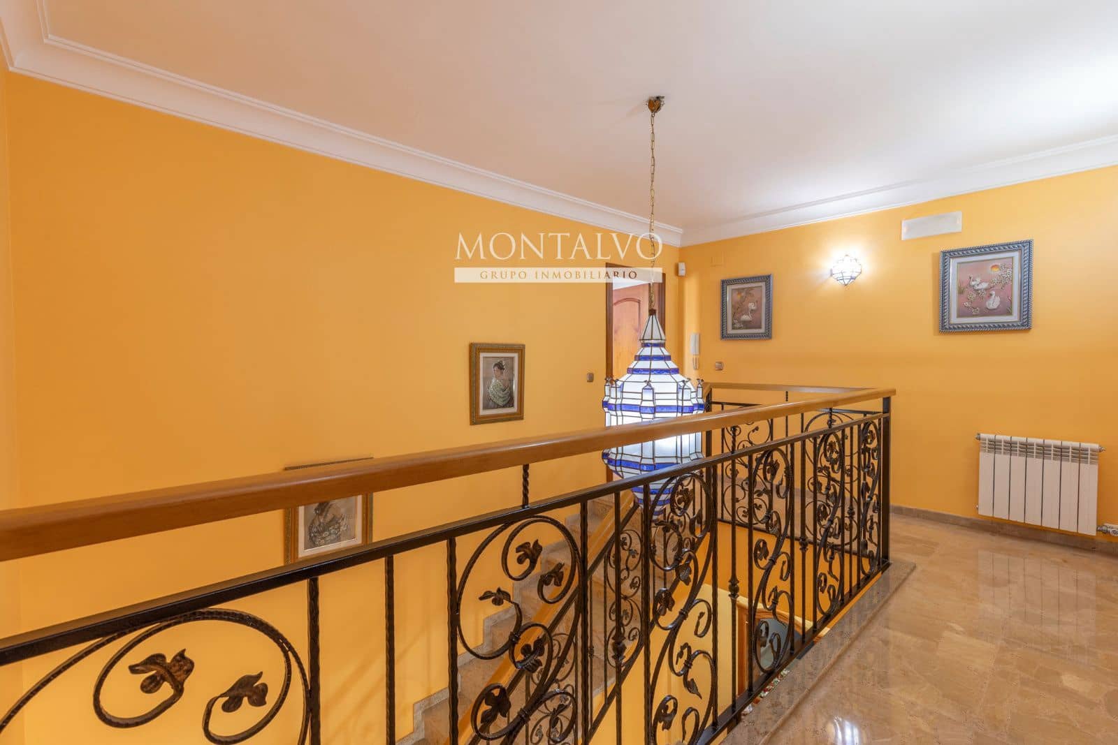 4 bedroom Townhouse for sale in Albolote with garage - € 299,000 (Ref: 9827695)