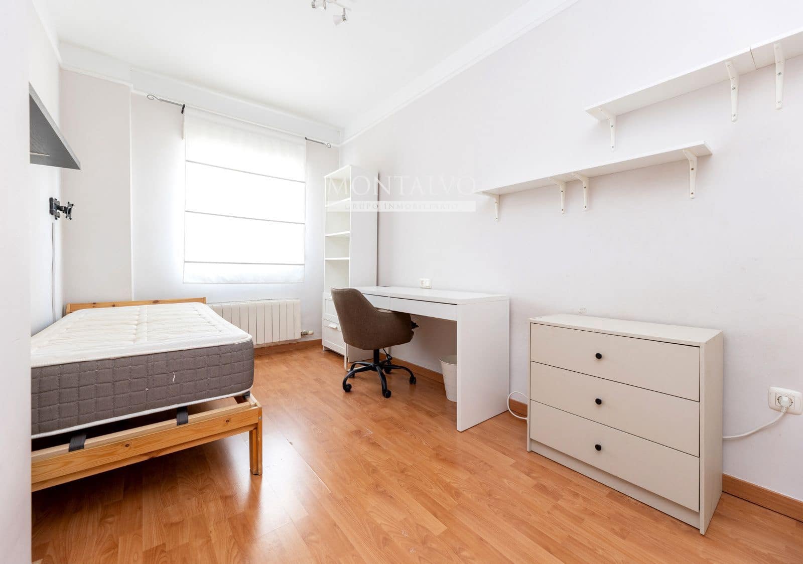 3 bedroom Flat for rent in Atarfe with garage - € 750 (Ref: 9830394)
