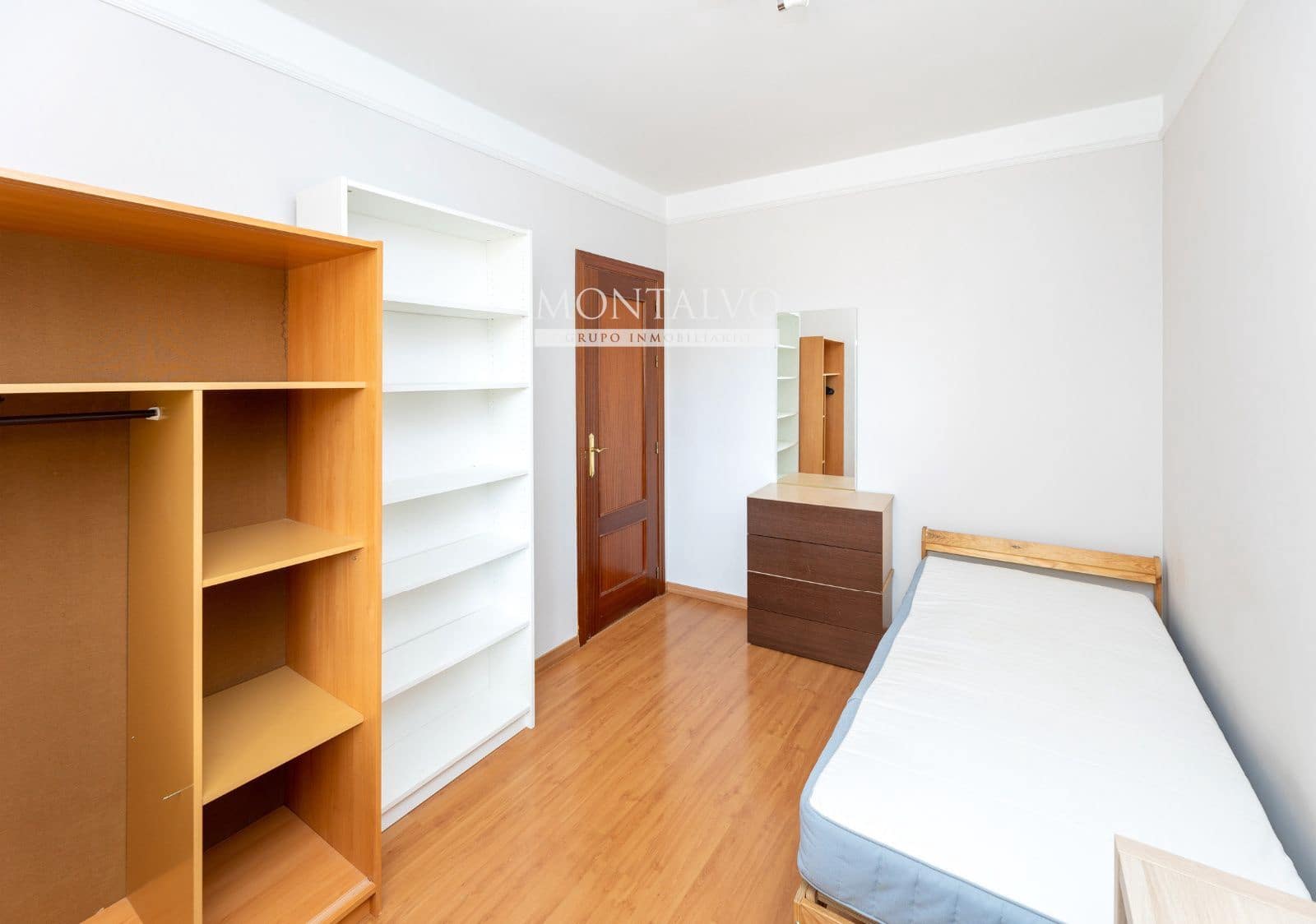 3 bedroom Flat for rent in Atarfe with garage - € 750 (Ref: 9830394)