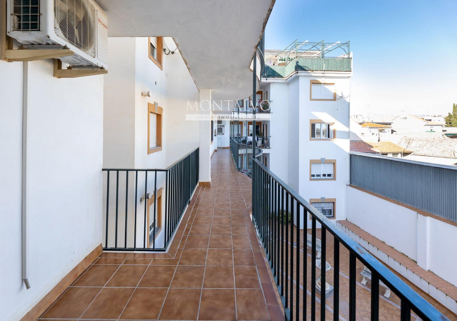 3 bedroom Flat for rent in Atarfe with garage - € 750 (Ref: 9830394)