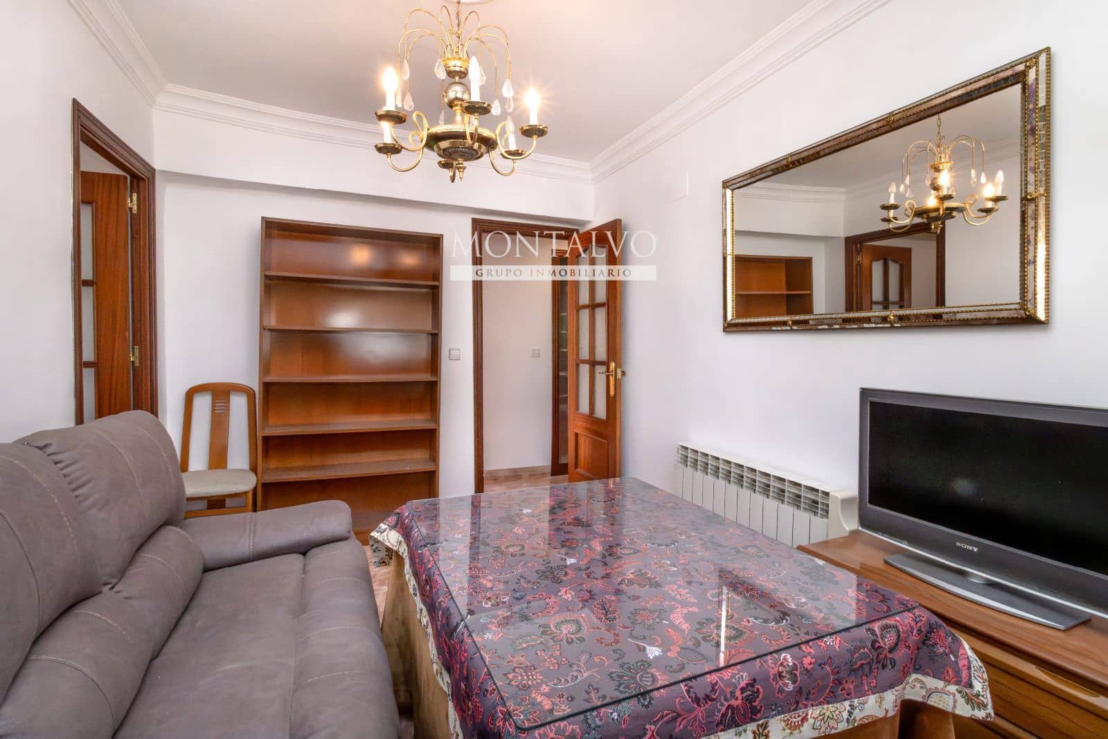3 Zimmer Wohnung zu vermieten in Granada Stadt - 900 € (Ref: 9838701)