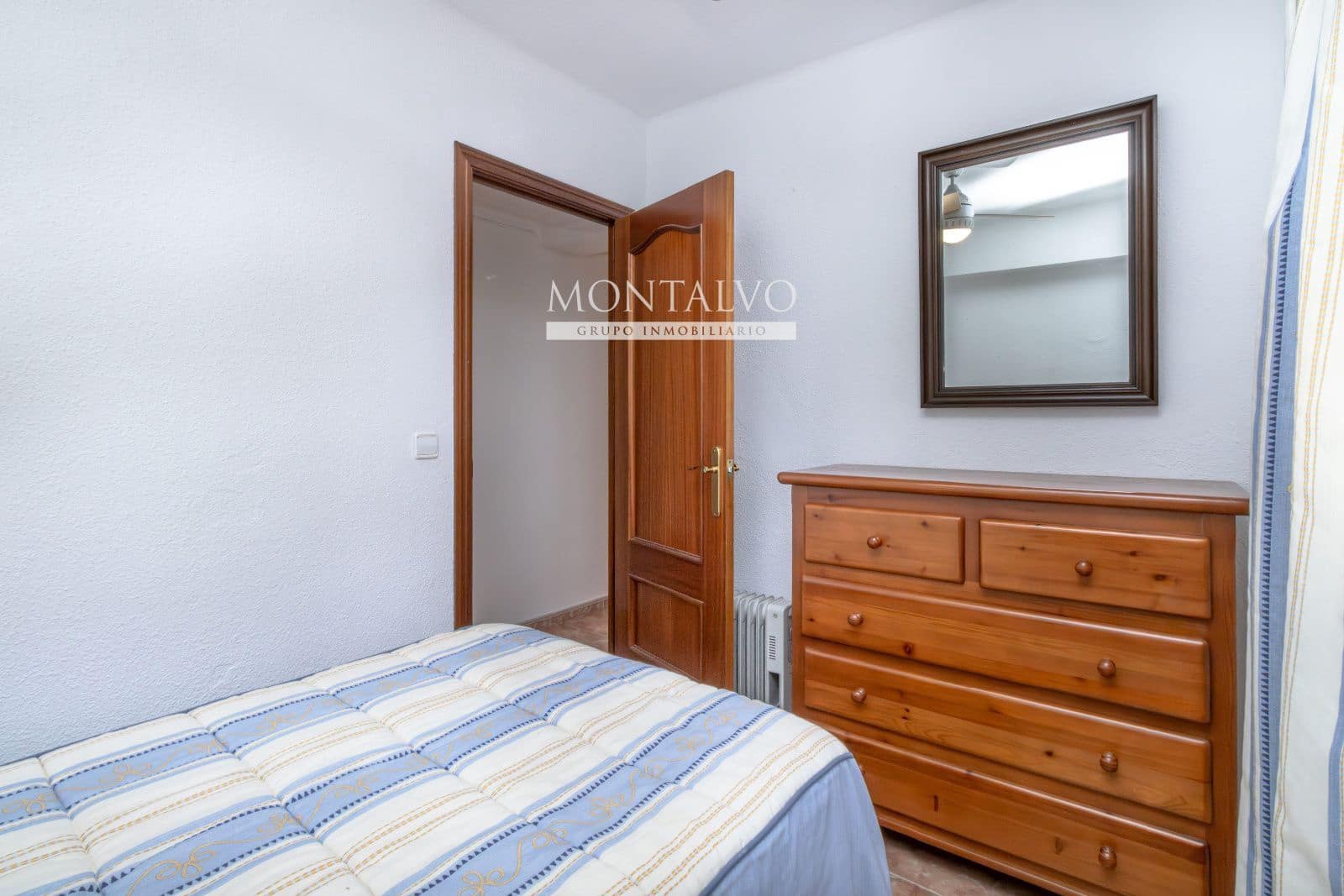 3 Zimmer Wohnung zu vermieten in Granada Stadt - 900 € (Ref: 9838701)