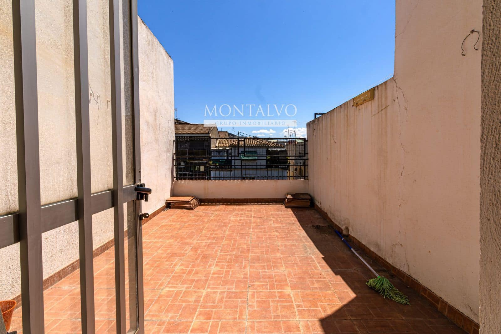 3 Zimmer Wohnung zu vermieten in Granada Stadt - 900 € (Ref: 9838701)
