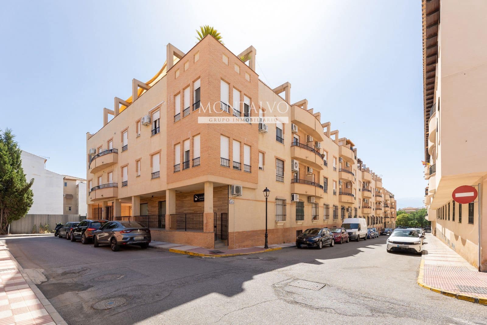 Ático de 2 habitaciones en Atarfe en venta con garaje - 179.000 € (Ref: 9890986)