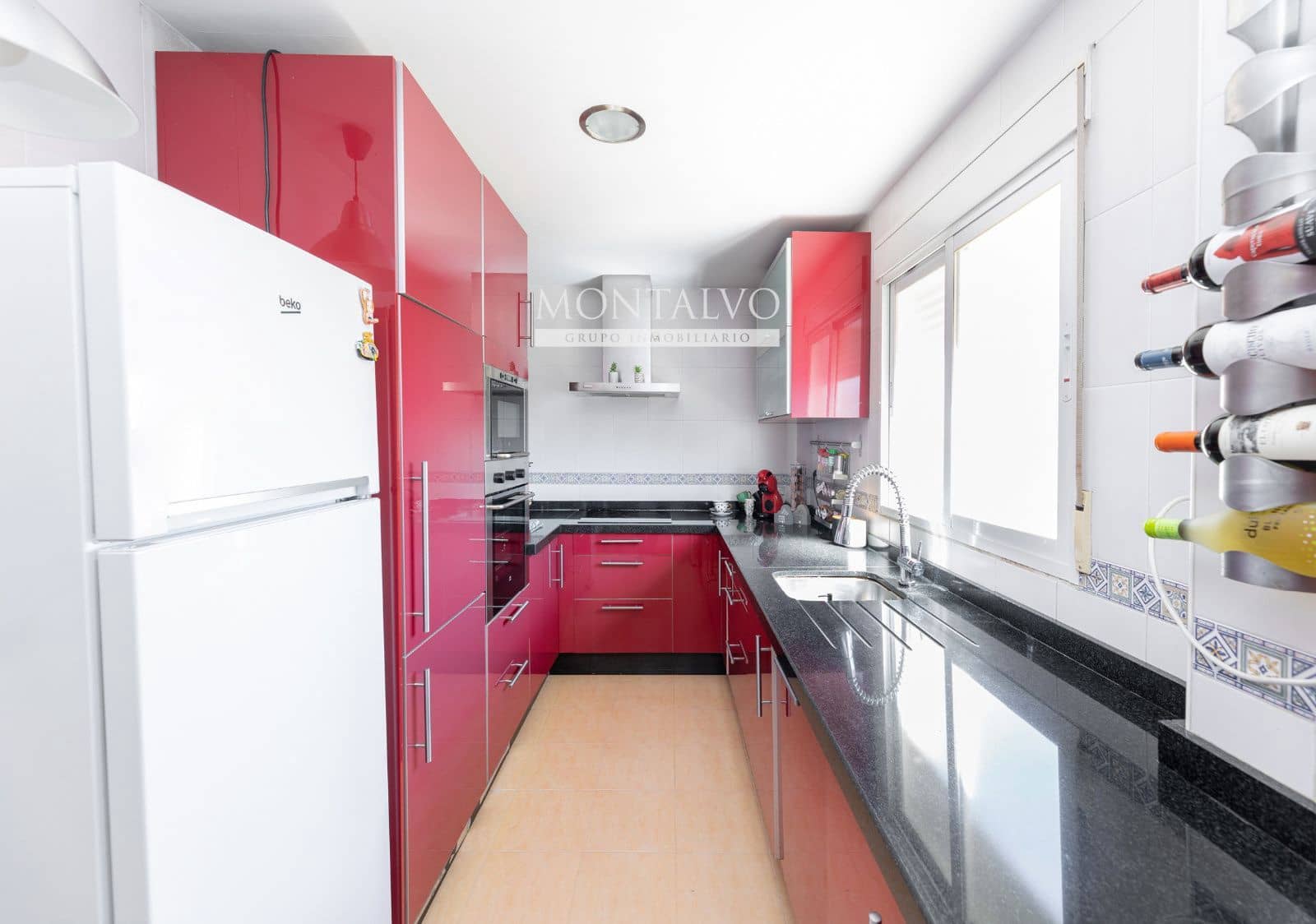 Ático de 2 habitaciones en Atarfe en venta con garaje - 179.000 € (Ref: 9890986)