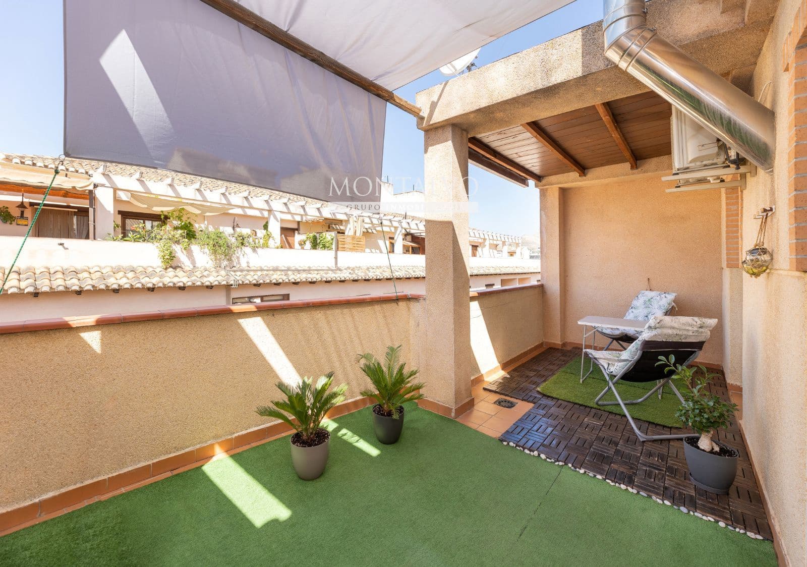 Ático de 2 habitaciones en Atarfe en venta con garaje - 179.000 € (Ref: 9890986)