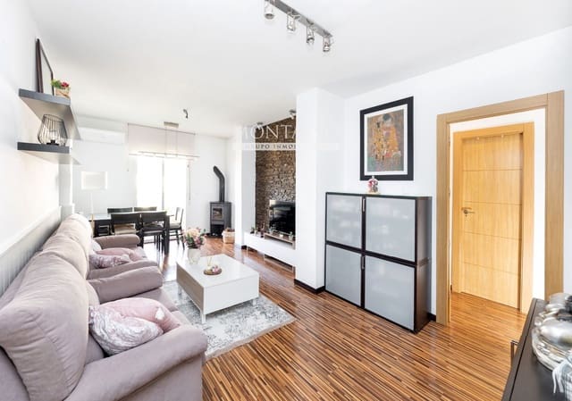 Ático de 2 habitaciones en Atarfe en venta con garaje - 179.000 € (Ref: 9890986)