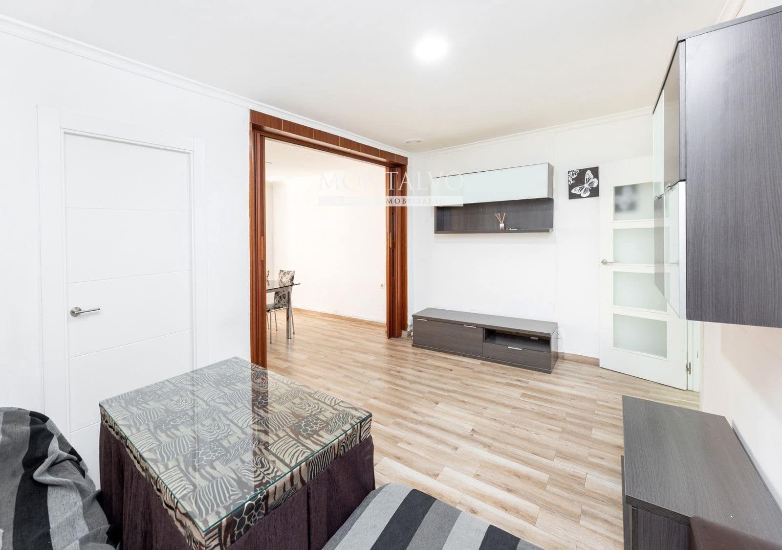 3 bedroom Flat for rent in Granada city - € 850 (Ref: 9895637)