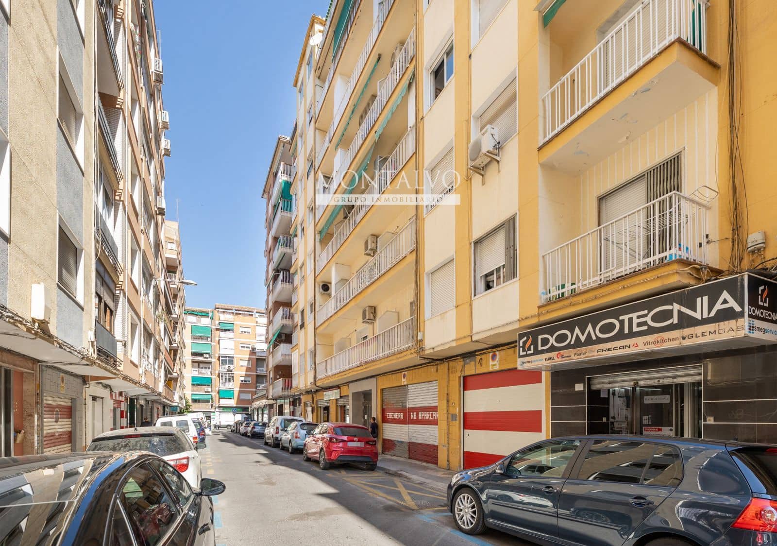 3 bedroom Flat for rent in Granada city - € 850 (Ref: 9895637)