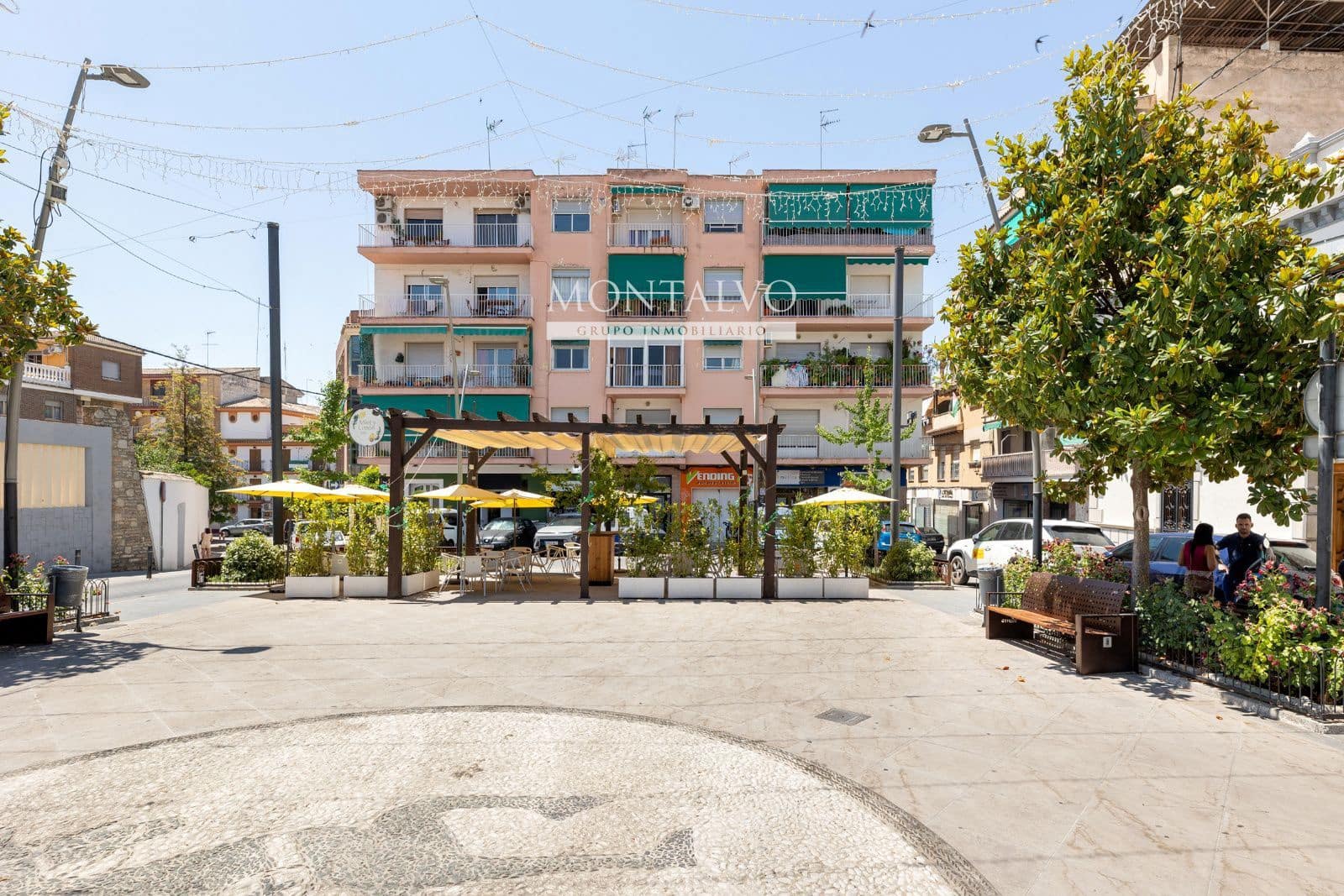 Local Comercial en Atarfe en venta - 85.000 € (Ref: 9902570)