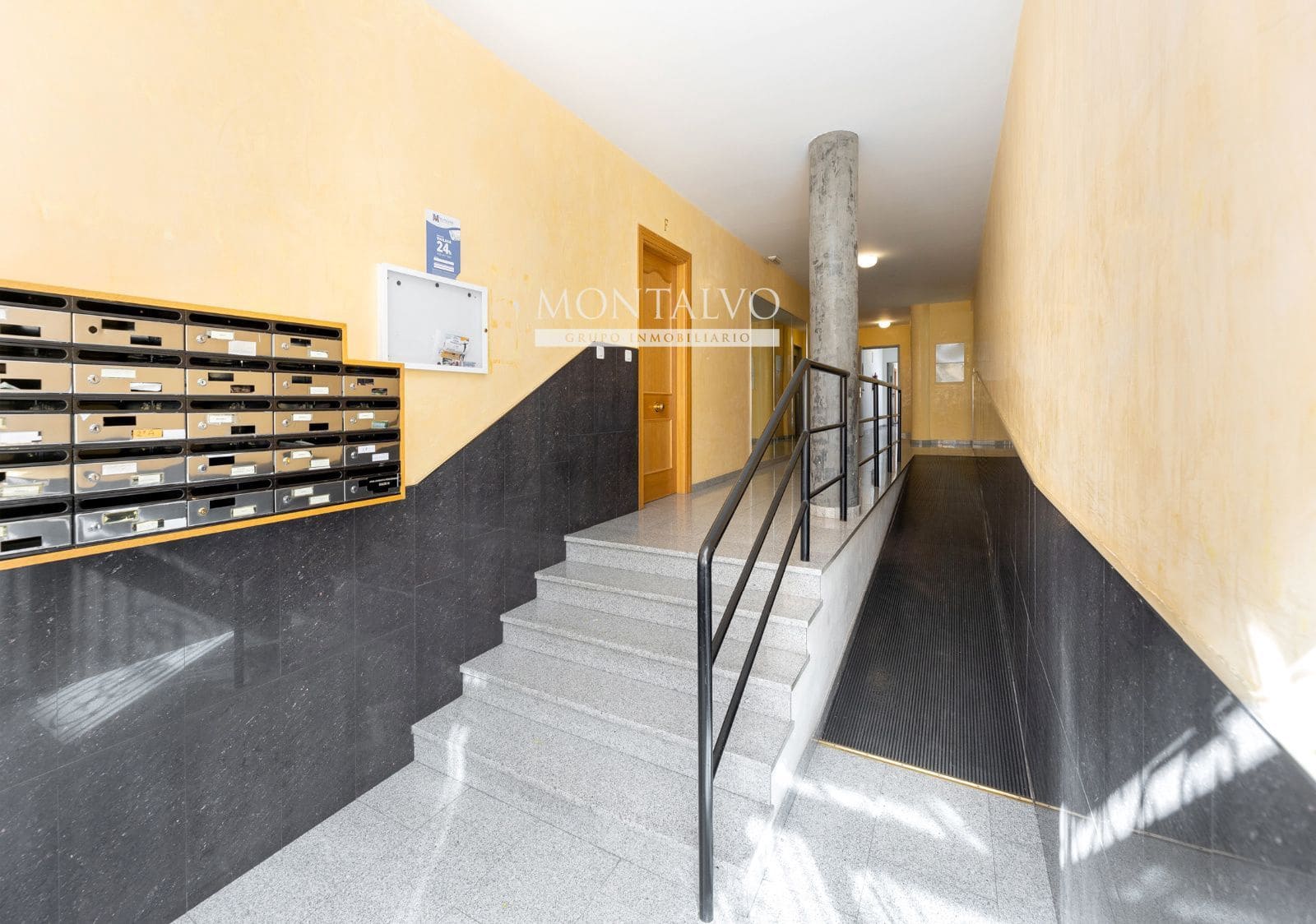 Piso de 2 habitaciones en Atarfe en alquiler con piscina - 650 € (Ref: 9918636)