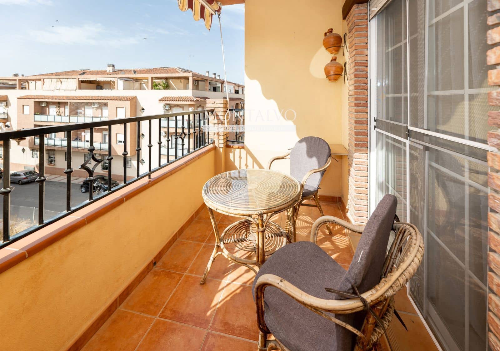 Piso de 2 habitaciones en Atarfe en alquiler con piscina - 650 € (Ref: 9918636)
