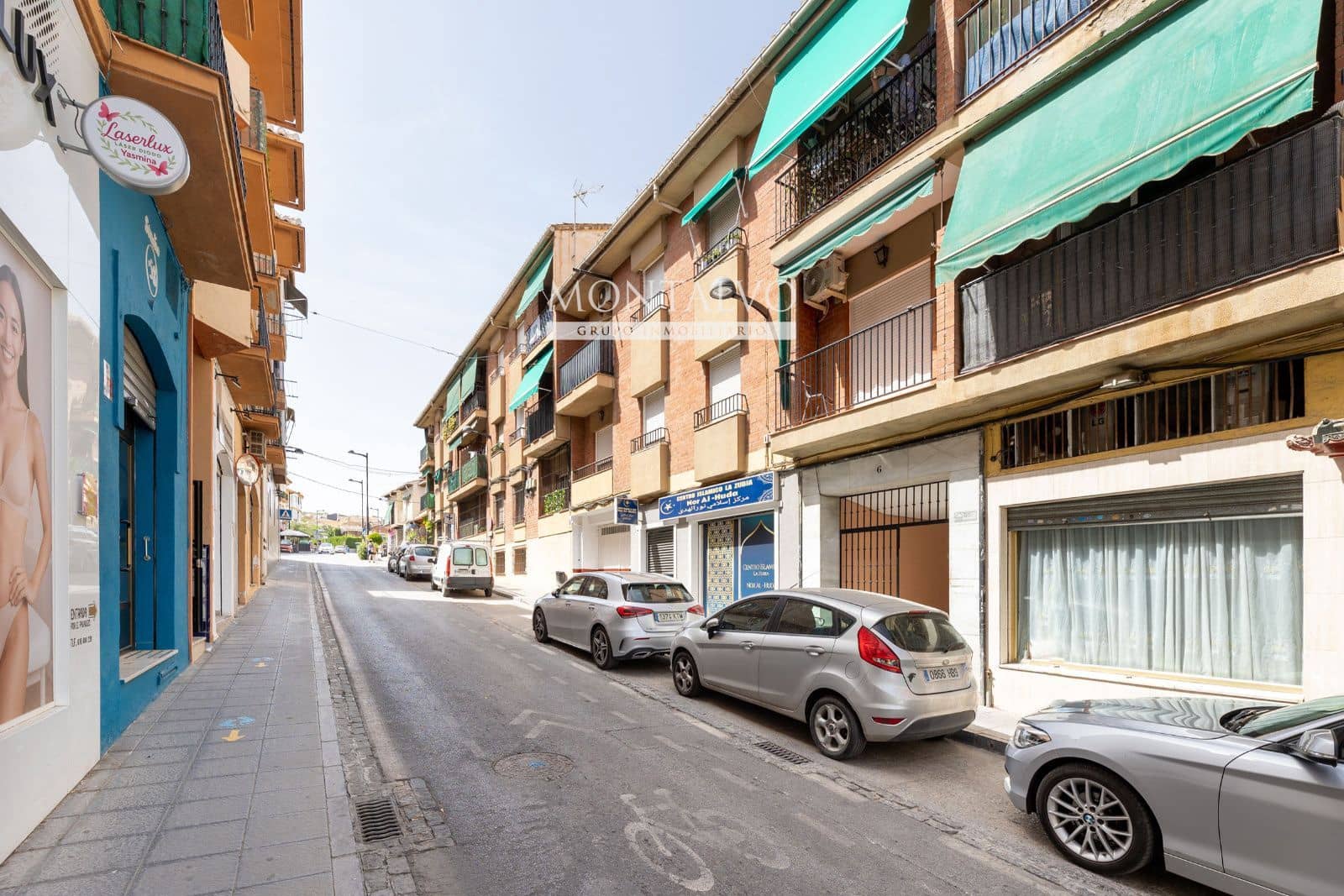 4 bedroom Flat for sale in La Zubia with garage - € 169,000 (Ref: 9922890)
