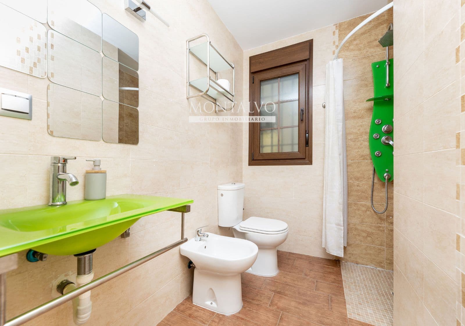 1 bedroom Flat for sale in Churriana de la Vega with garage - € 166,000 (Ref: 9923054)