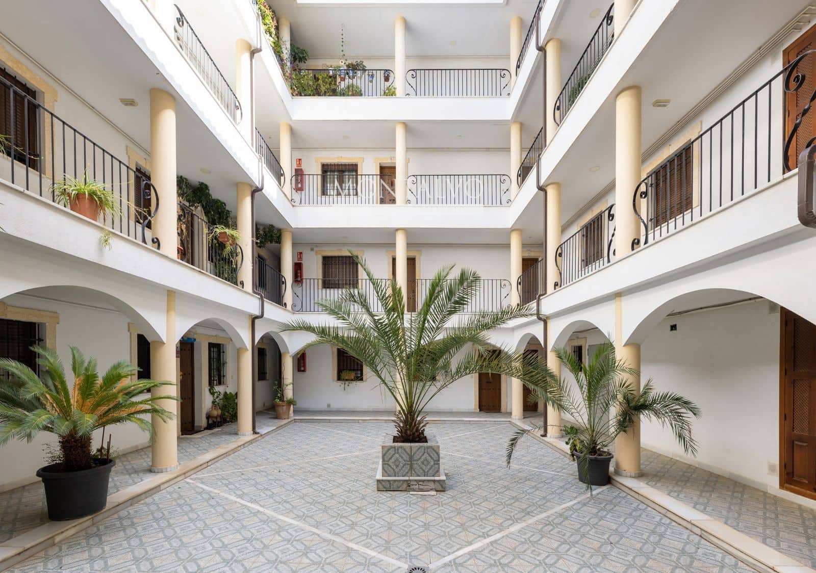 1 bedroom Flat for sale in Churriana de la Vega with garage - € 166,000 (Ref: 9923054)
