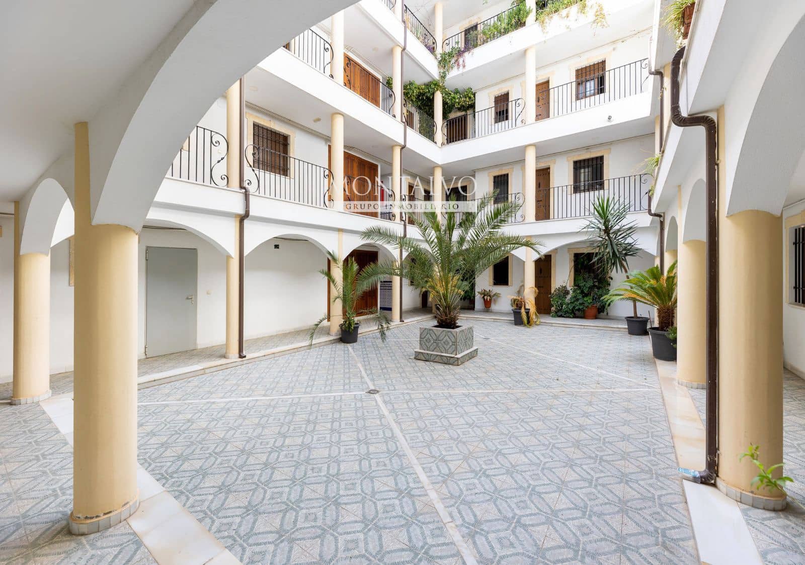1 bedroom Flat for sale in Churriana de la Vega with garage - € 166,000 (Ref: 9923054)