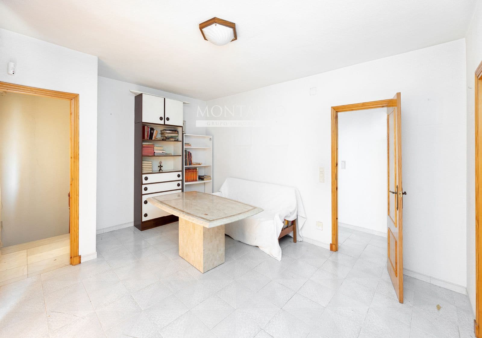 4 bedroom Villa for sale in Atarfe - € 249,000 (Ref: 9926493)