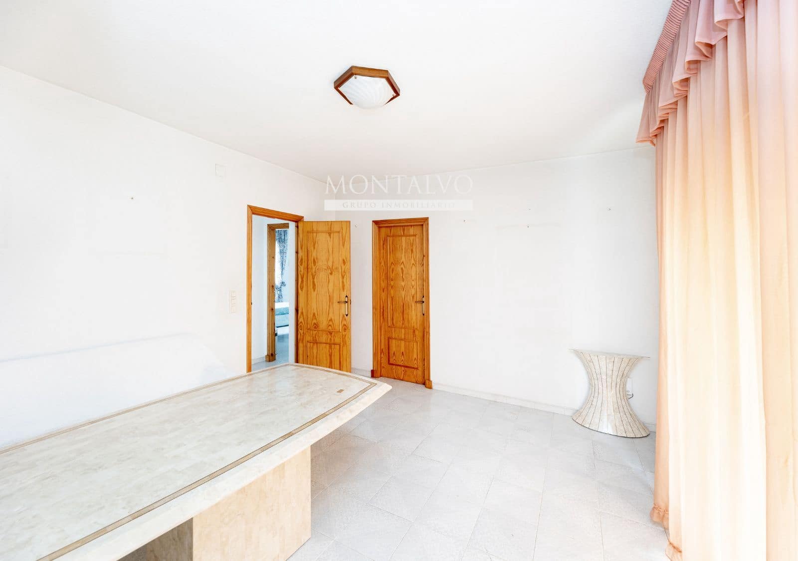 4 bedroom Villa for sale in Atarfe - € 249,000 (Ref: 9926493)