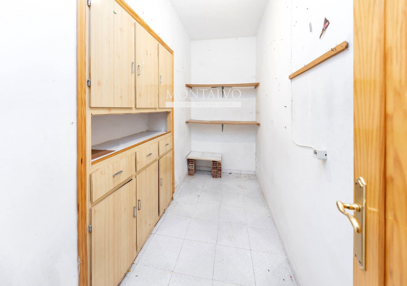 4 bedroom Villa for sale in Atarfe - € 249,000 (Ref: 9926493)